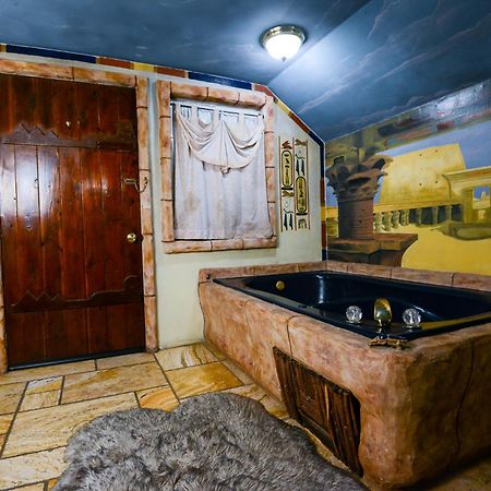 Castle Wood Theme Cottages- Couples Only Big Bear Lake Esterno foto