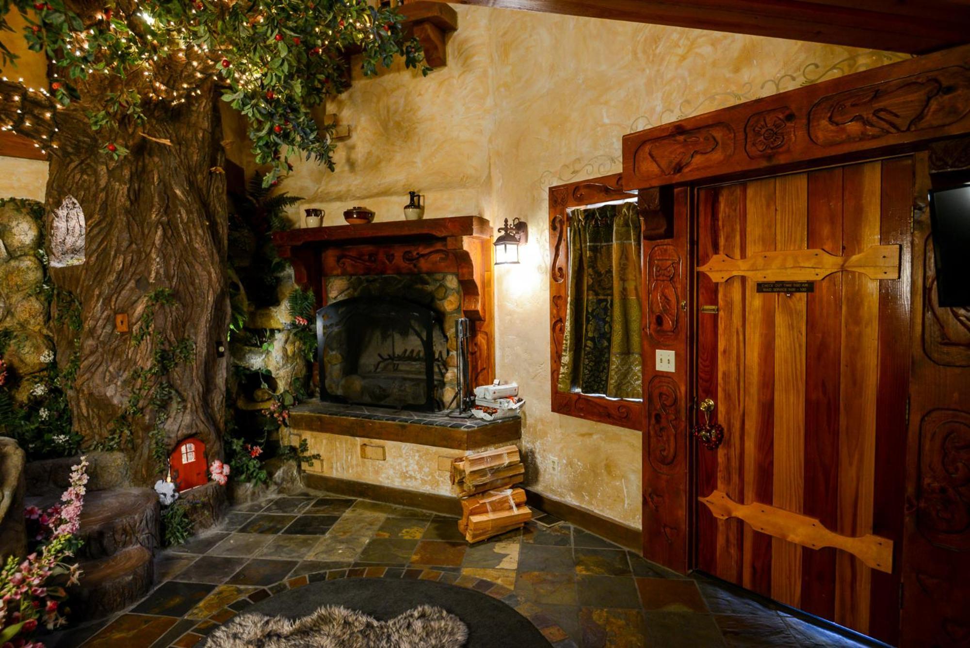 Castle Wood Theme Cottages- Couples Only Big Bear Lake Esterno foto
